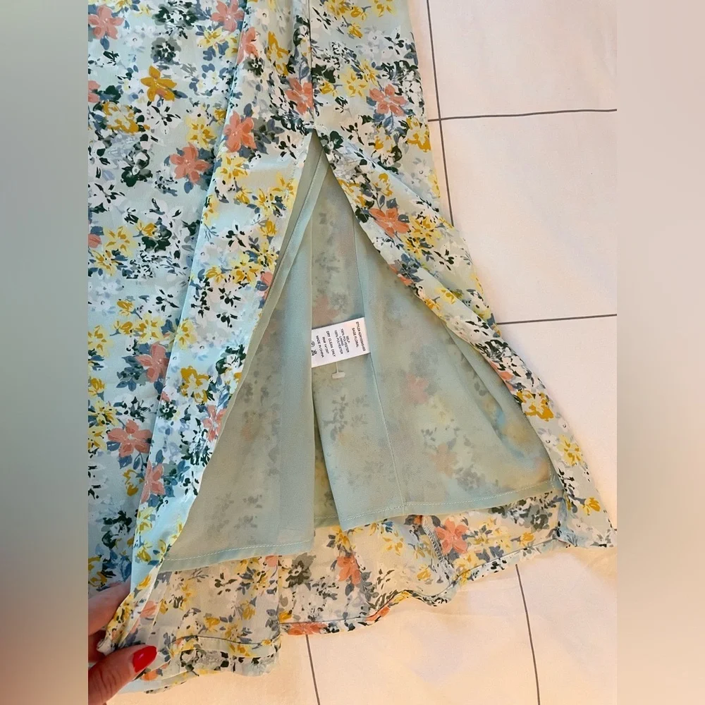 ASTR The Label Cinched Bust Floral Print Dress - Picture 8 of 11